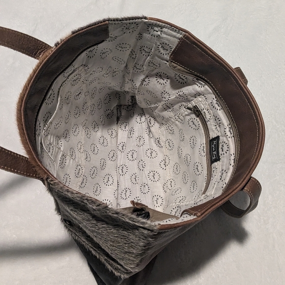 Large Cowhide Myra Bag - Picture 9 of 12